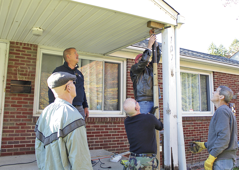 Man Up members rebuild front porch News, Sports, Jobs The Vindicator